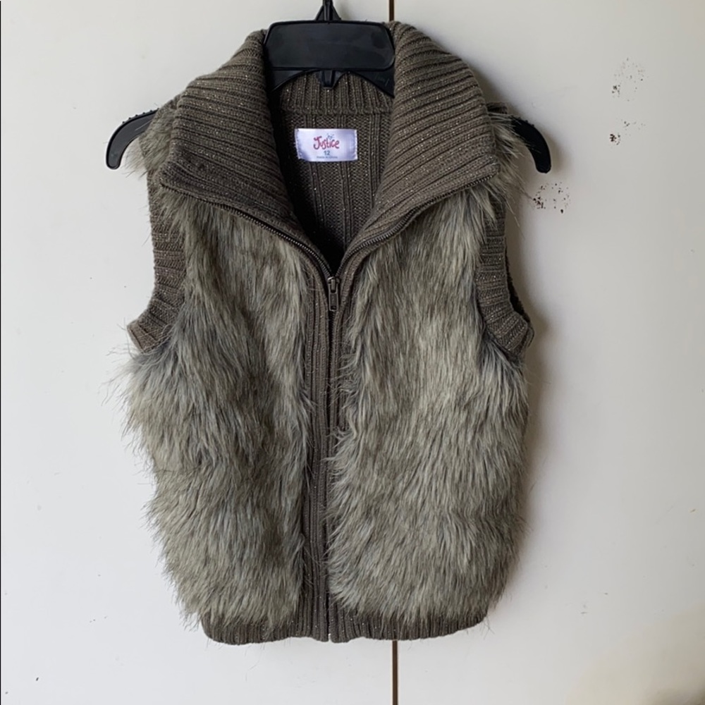 Kids vest from justice